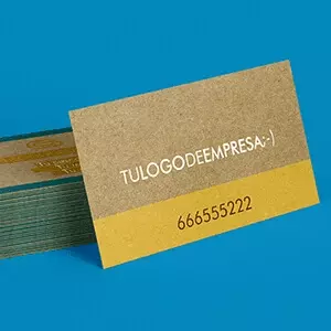 Tarjetas kraft personalizadas con acabado natural